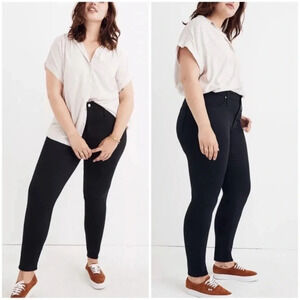 New Madewell 9" High Rise Skinny Jeans Black plus 36 J6547
Stretch Tencel lunar